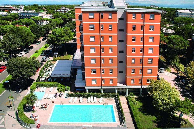 Hotel Alisei Lignano Sabbiadoro Exterior foto